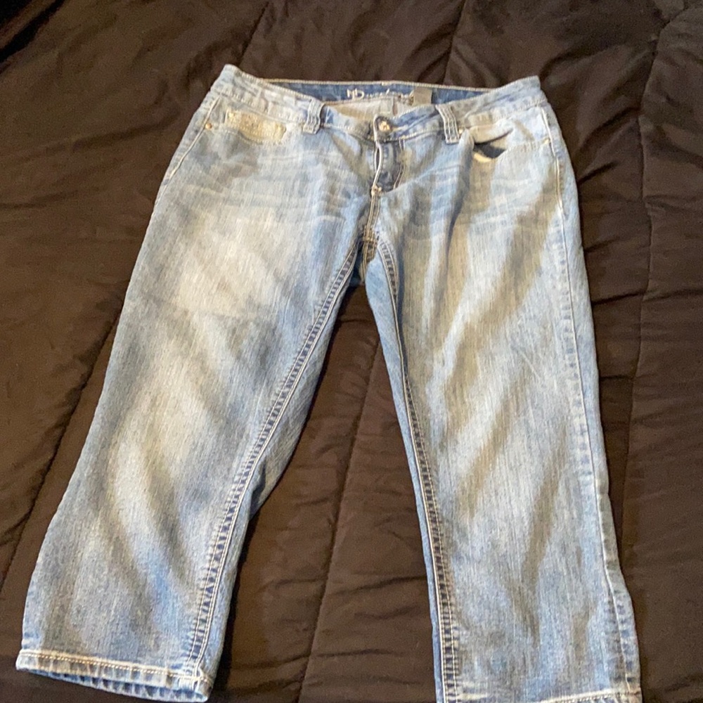 ND Weeknd Capri pants